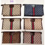 Косметичка жен E-3 (23х15) св. корич