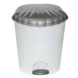 Ведро д/мусора с педалью 11л (Бело-серое) 7021