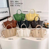 Сумка жен. M-605-8 (27х24) бежев